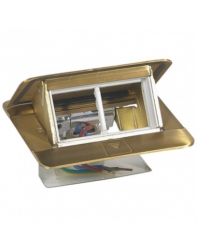 Блок розеточный выдвижной Legrand 054017 в Рыбинске Блоки розеток Pintop.ru