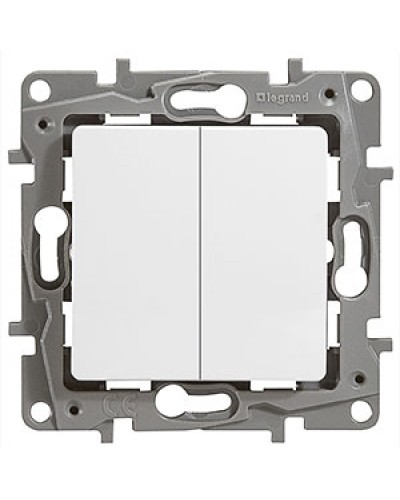 Выключатель двухклавишный 10 AX 250 В белый Etika Legrand 672202 в Рыбинске Аксессуары для кабель-канала Pintop.ru